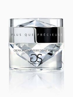 O Creme Plus Précieuse com 15 Ácidos Hialurónicos